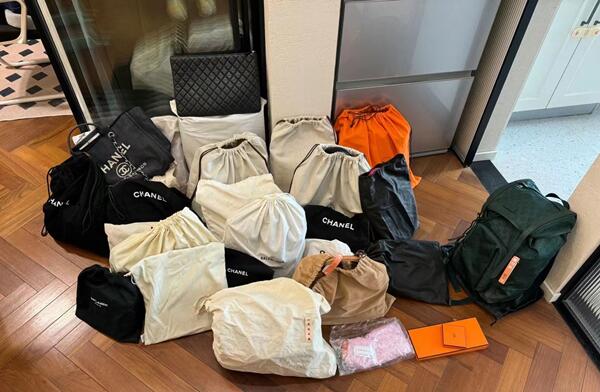 呼和浩特市玉泉区回收奢侈品衣服.jpg
